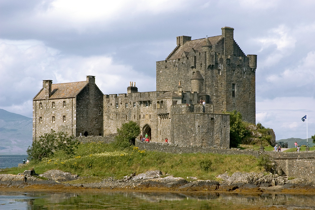 Highlander location: Eilean Donan Castle, Scotland