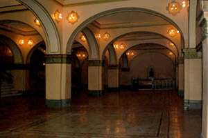 Public Enemies location: Auditorium Theatre, East Congress Parkway, Chicago