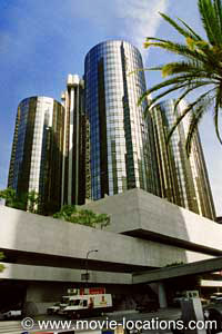In The Line Of Fire filming location: Westin Bonaventure Hotel, 404 South Figueroa Street, downtown Los Angeles