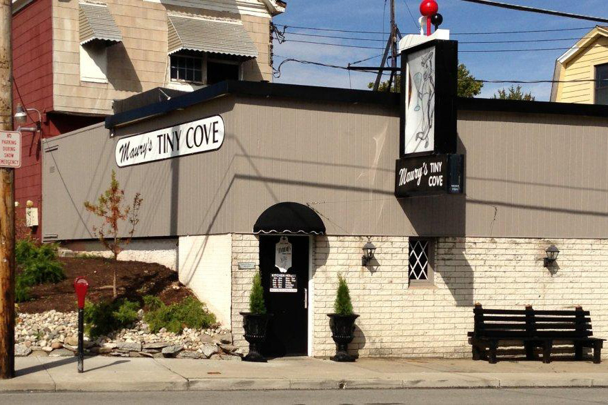 Carol film location: Maury's Tiny Cove, Harrison Avenue, Cheviot, Cincinnati