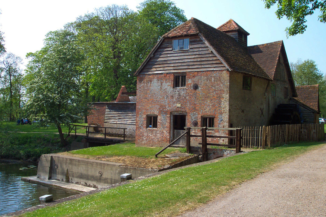 The Eagle Has Landed film location: The 'East Anglia' watermill: Mapledurham, Berkshire