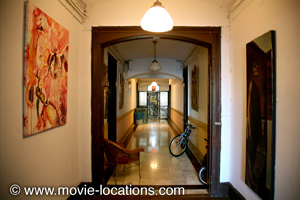 Leon – The Professional filming location: Hotel Chelsea, 222 West 23rd Street, New York