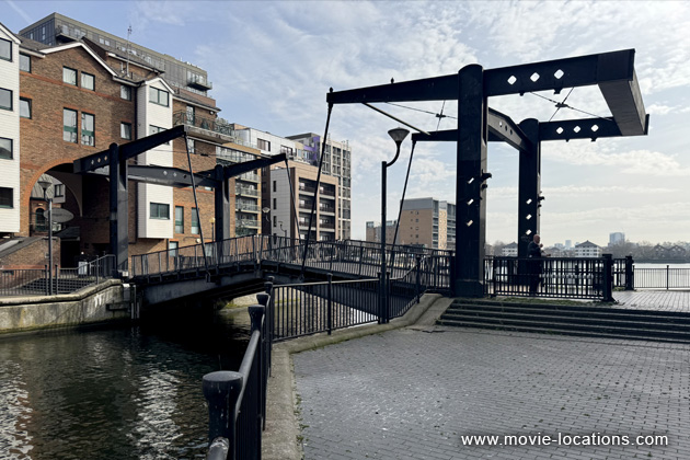 The World Is Not Enough location, Glengall Bridge, Milwall Inner Dock