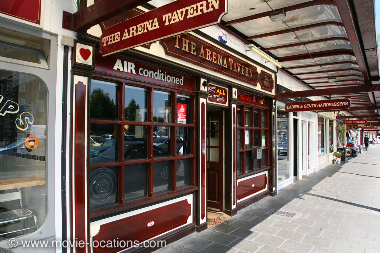 The World's End location: The Arena Tavern, Arena Parade, Letchworth Garden City